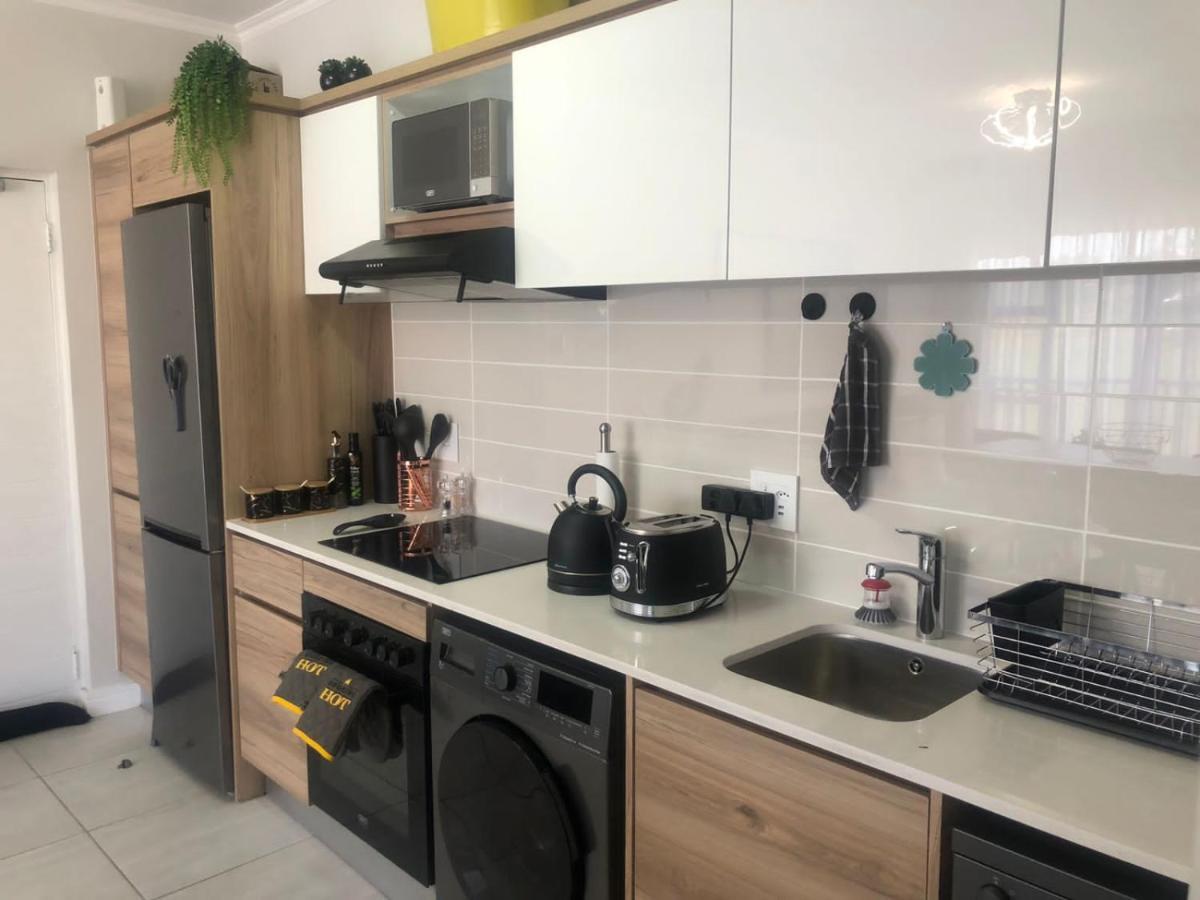 Luxurious Waterfall 1 Bedroom Condo With Free Uncapped Wifi Midrand Exterior foto